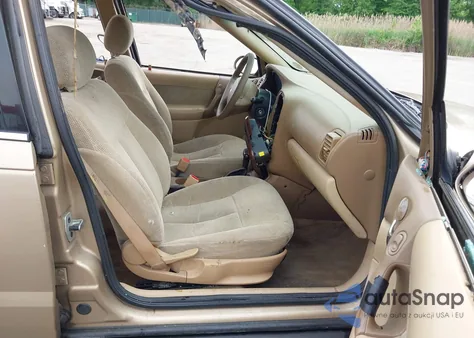 2002 Saturn L-Series L200 из США, поврежденный, VIN 1G8JU54F12Y580622